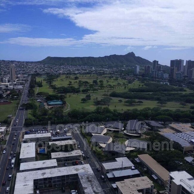 Building Photo - 2525 Date St Unit #3602