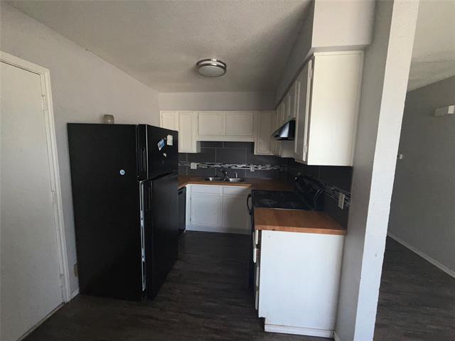 Photo - 107 Ray St