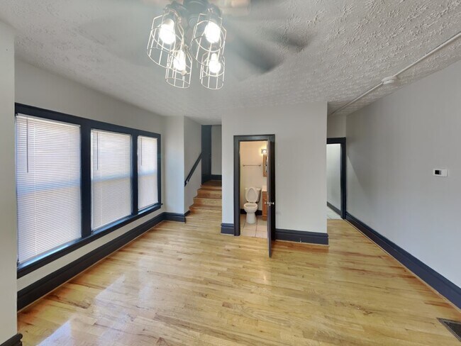 286-288 E 16th Ave-288