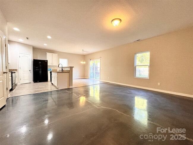 Photo - 6903 Ware Rd