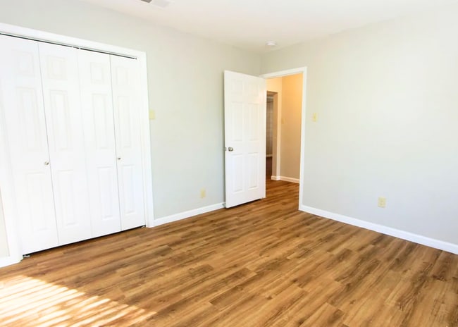 Photo - 1308 E Main St