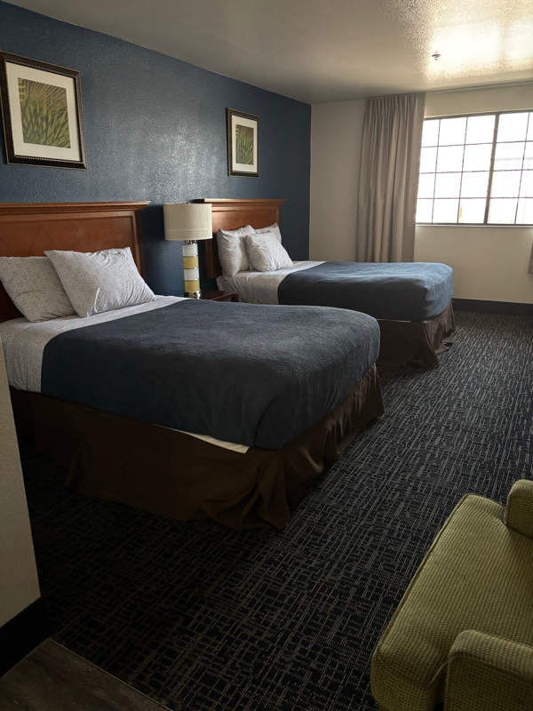 Photo - 2301 E Southern Ave Unidad summer special