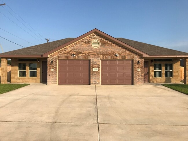 Spacious 3 Bed / 2 Bath Duplex in Trimmier... - Spacious 3 Bed / 2 Bath Duplex in Trimmier... Townhome