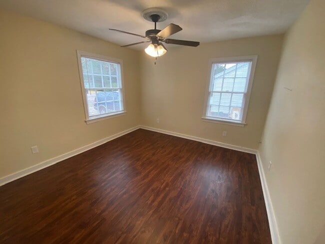 Photo - Newly renovated Home in Broadmor!