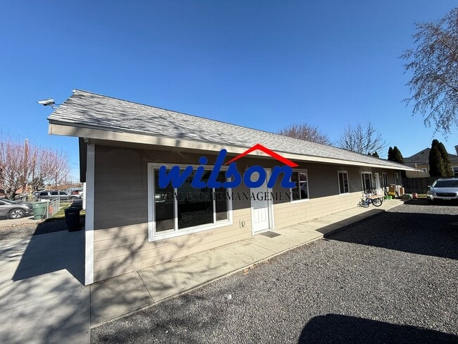 Building Photo - 1401 S 4th Ave Unit 1