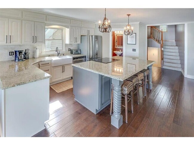 Photo - 16926 Grays Bay Blvd