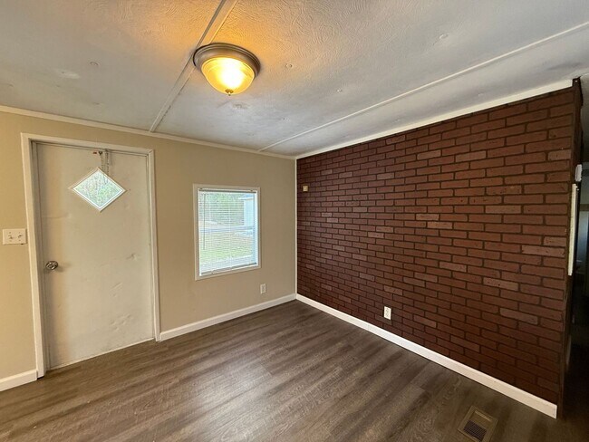 Photo - 2 bedroom, 1 bath mobile home