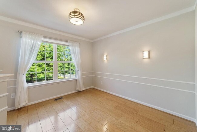 Photo - 106 McIlhaney Way Casa Adosada