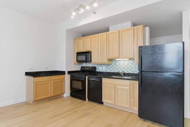 Photo - 8 W Monroe St Unit 2005