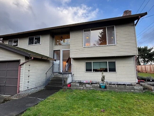 Building Photo - 28803 46th Pl S Unit 1