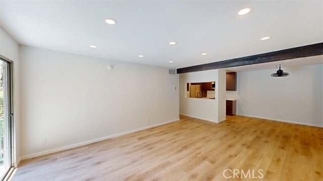 Photo - 5460 White Oak Ave Unidad C109