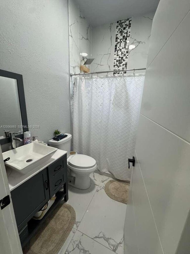 Photo - 25 NW 193rd St