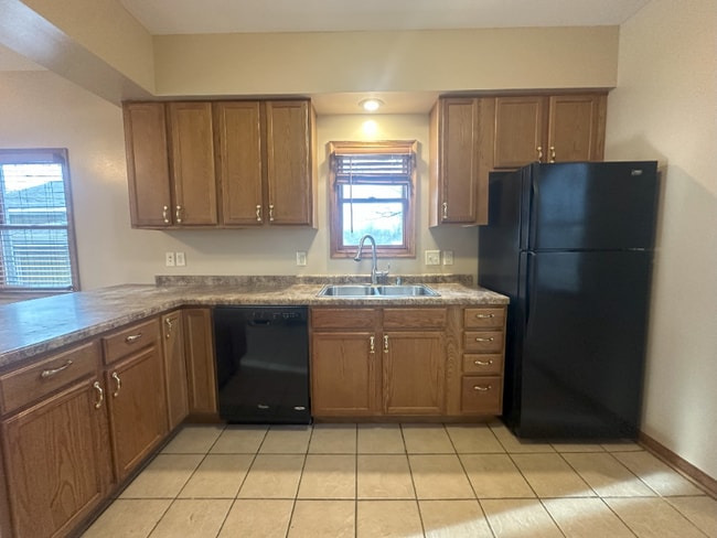 Photo - 604 Wilmot Ave
