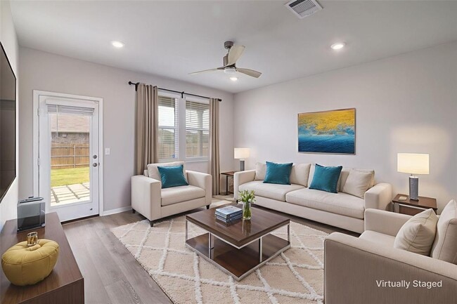 445 Shiner Ln