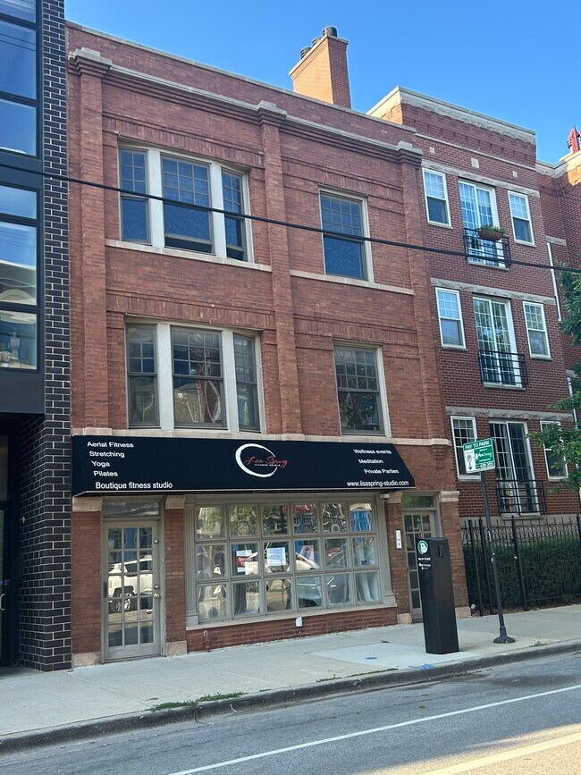 Photo - 1336 W Belmont Ave Unit 3