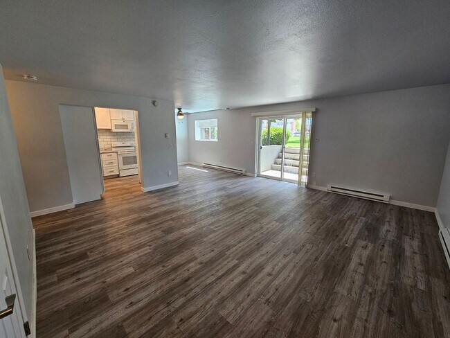 Photo - Beautifully Remodeled Condo in the Valley