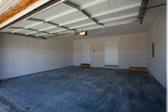 Photo - BRAND NEW 4 BEDROOM HOME