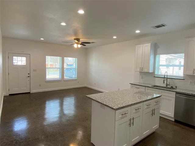 Photo - 104 E Forest Ave