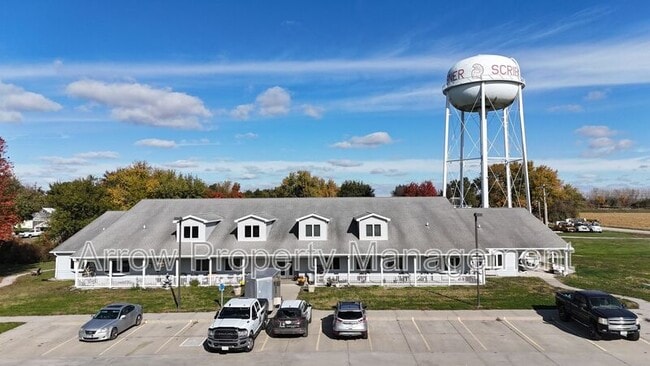 Building Photo - 180 Poppe Dr