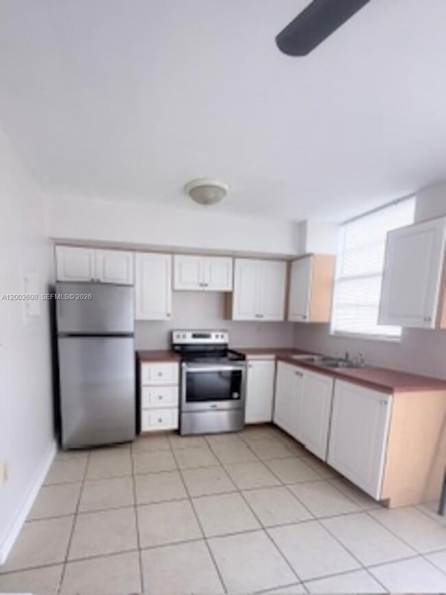 Building Photo - 5966 SW 68th St Unit 109