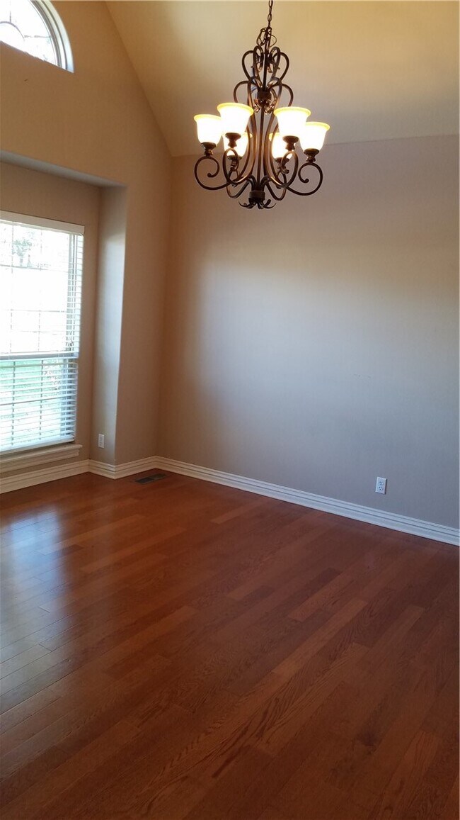 Photo - 6136 W Knoll View Way