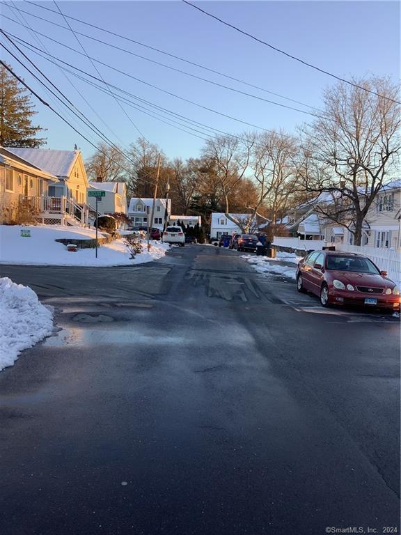 Photo - 4 Villaway Rd Unit Left Side