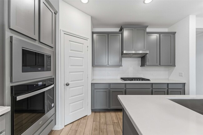 Photo - 7215 Mellow Gln Wy