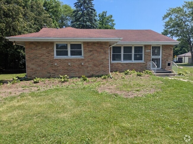 Building Photo - 2049 Kemble Ave Rental