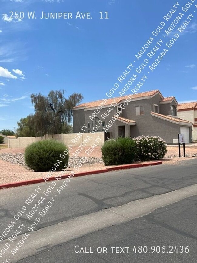 Photo - 250 W Juniper Ave