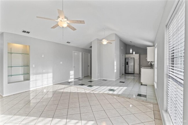 200 E Nyssa Ave