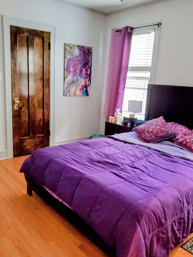 5518 N Spaulding Ave Unit 2