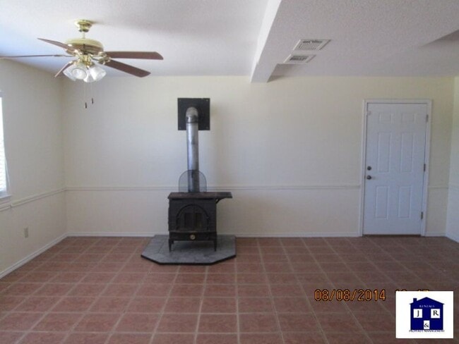 Photo - 749 Sunset Dr