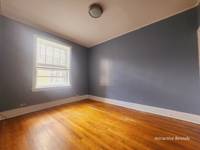 Photo - 1156 S Mason Ave Unidad D3