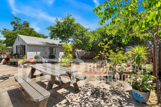 Photo - 2908 12th Ave