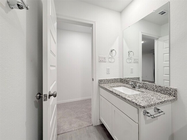 Photo - 9662 Caney Trails Rd