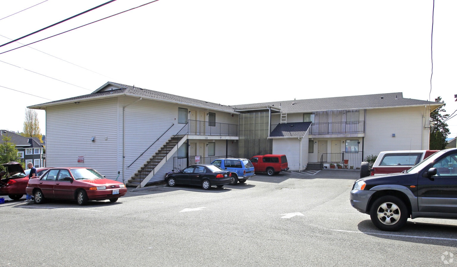 Photo - 25th & Grand