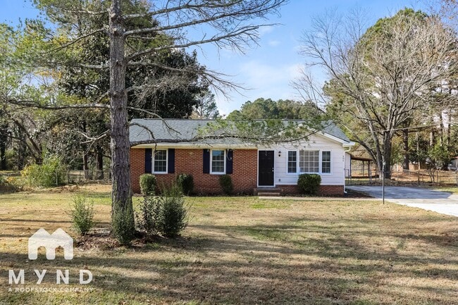 Building Photo - 201 Indian Trail