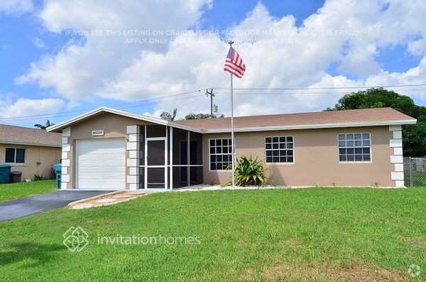 Building Photo - 1037 SW 28th Ave Rental