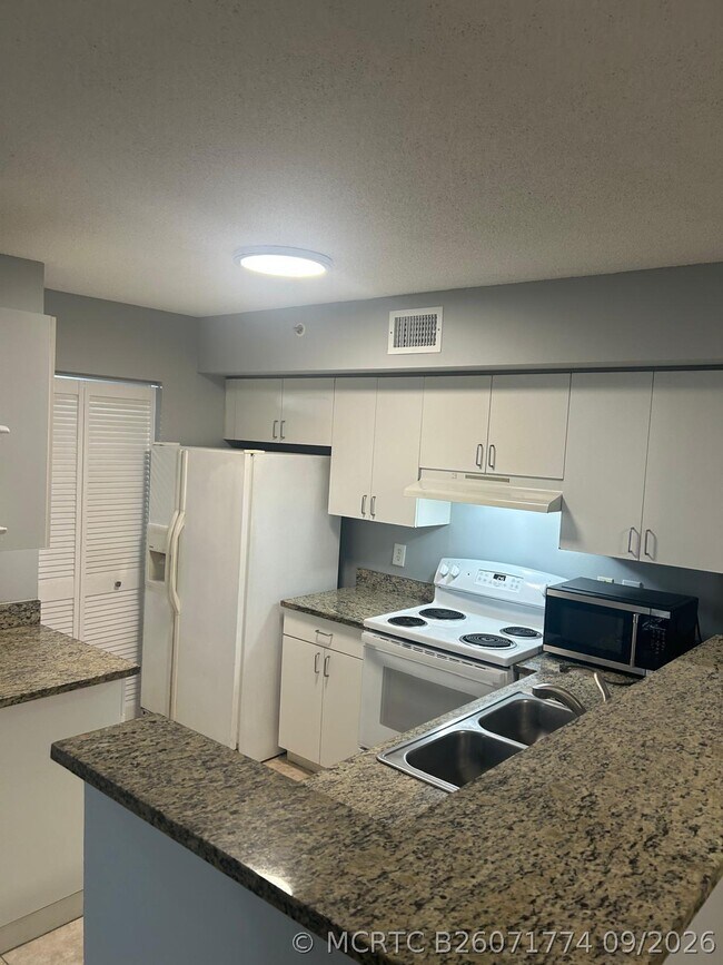 4820 N State Rd 7 Unit 10103