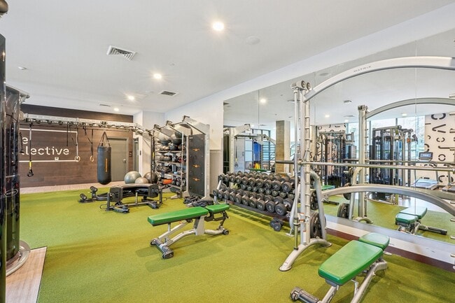 Photo - Collective on 4th