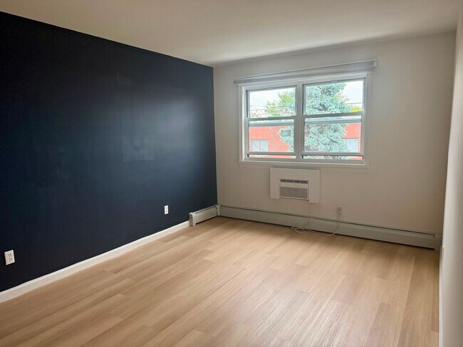 8438 60th Ave Unit 3rd Floor