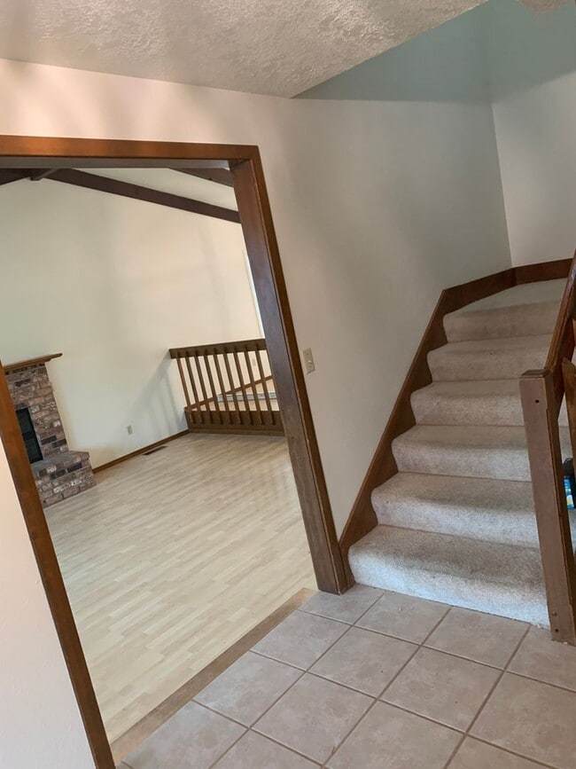 3790 NW Wisteria Way