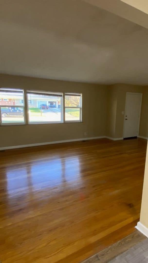 Photo - 3-bedroom, 3-bathroom