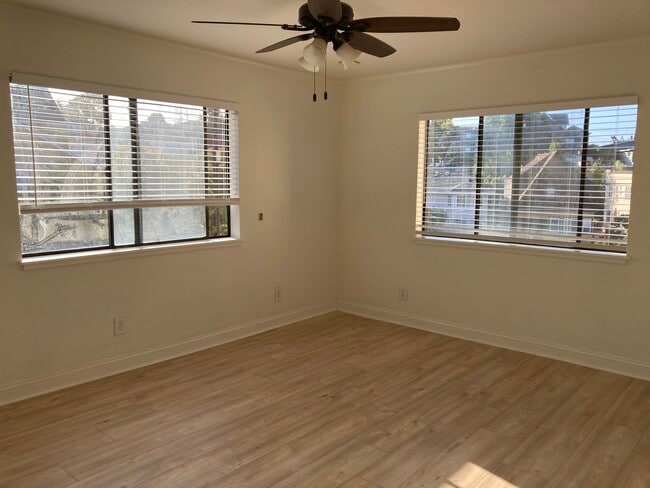 Building Photo - 2515 Wakefield Ave Unit 2515 Wakefield Avenue