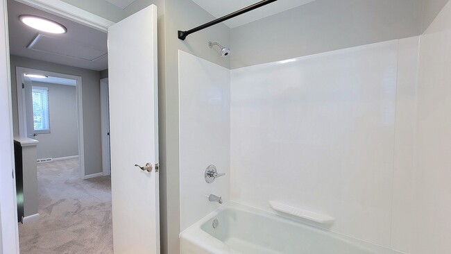 Photo - 35 Broezel Ave Unidad 35