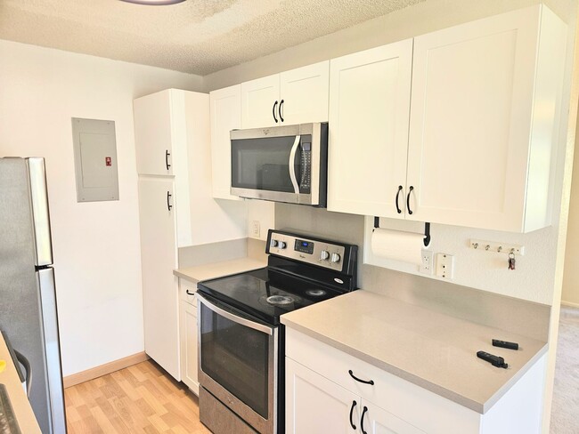 Photo - Waipio Gentry 2 Bed 1 Bath 1 Park 2nd Story Townhome