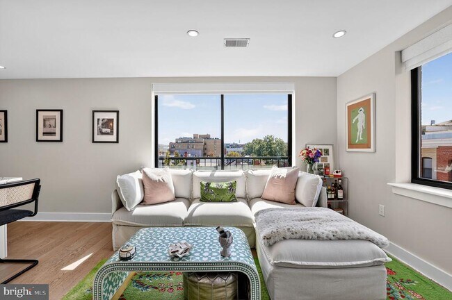 Photo - 1634 14th St NW Unit 501