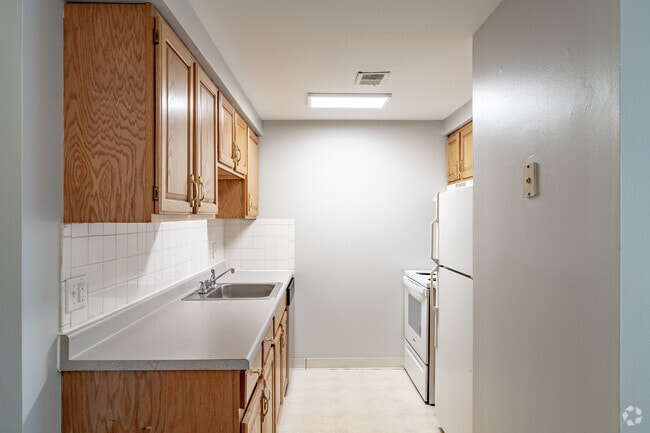 1 habitación, 1 baño - 850 pies cuadrados - Cocina - West Summerset Apartments