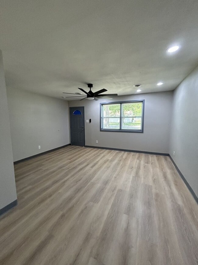 Photo - Just Remodeled! 3BR 1 1/2BA House - w/Garage!