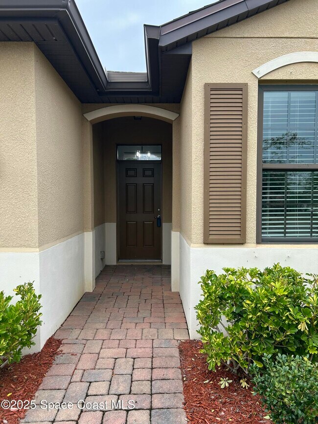 4084 Caladium Cir